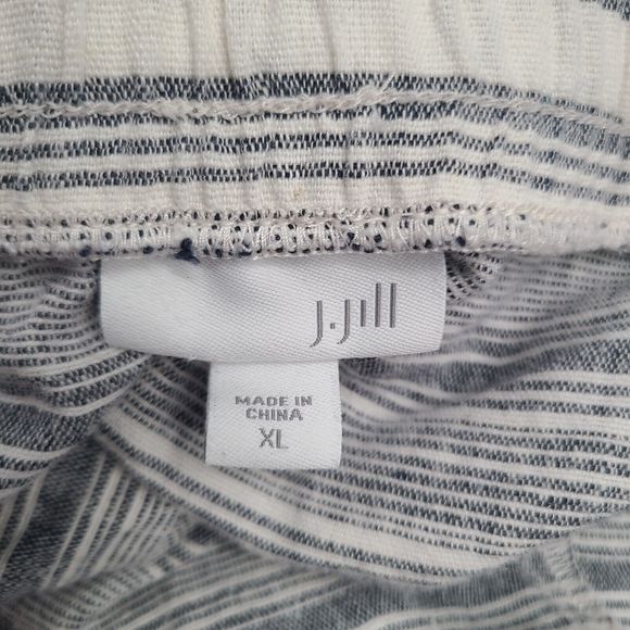 J Jill Shorts Womens XLarge Off White Grey Striped Linen Blend High Rise Pull On - Picture 8 of 10